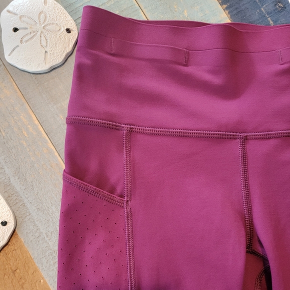 Lululemon pants mind over miles size 2 Activewear. Marvelous colour - Picture 2 of 6